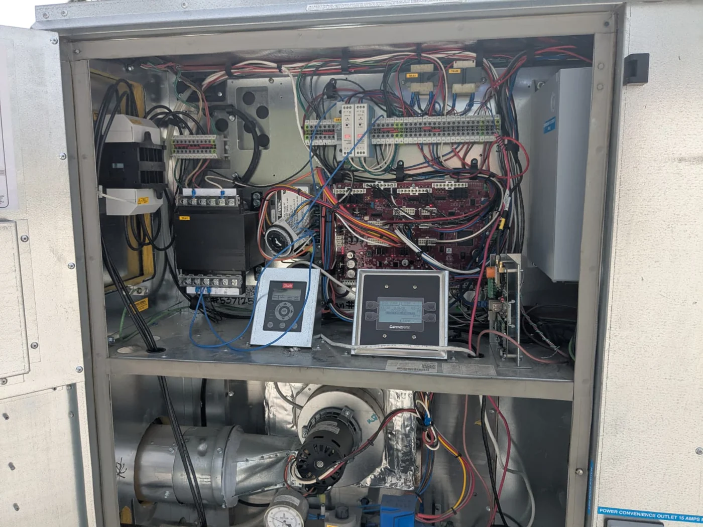 Commercial rooftop HVAC unit maintenance and repair