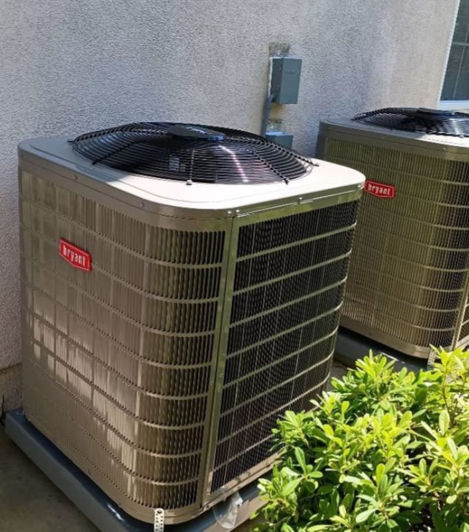 Residential HVAC condenser service